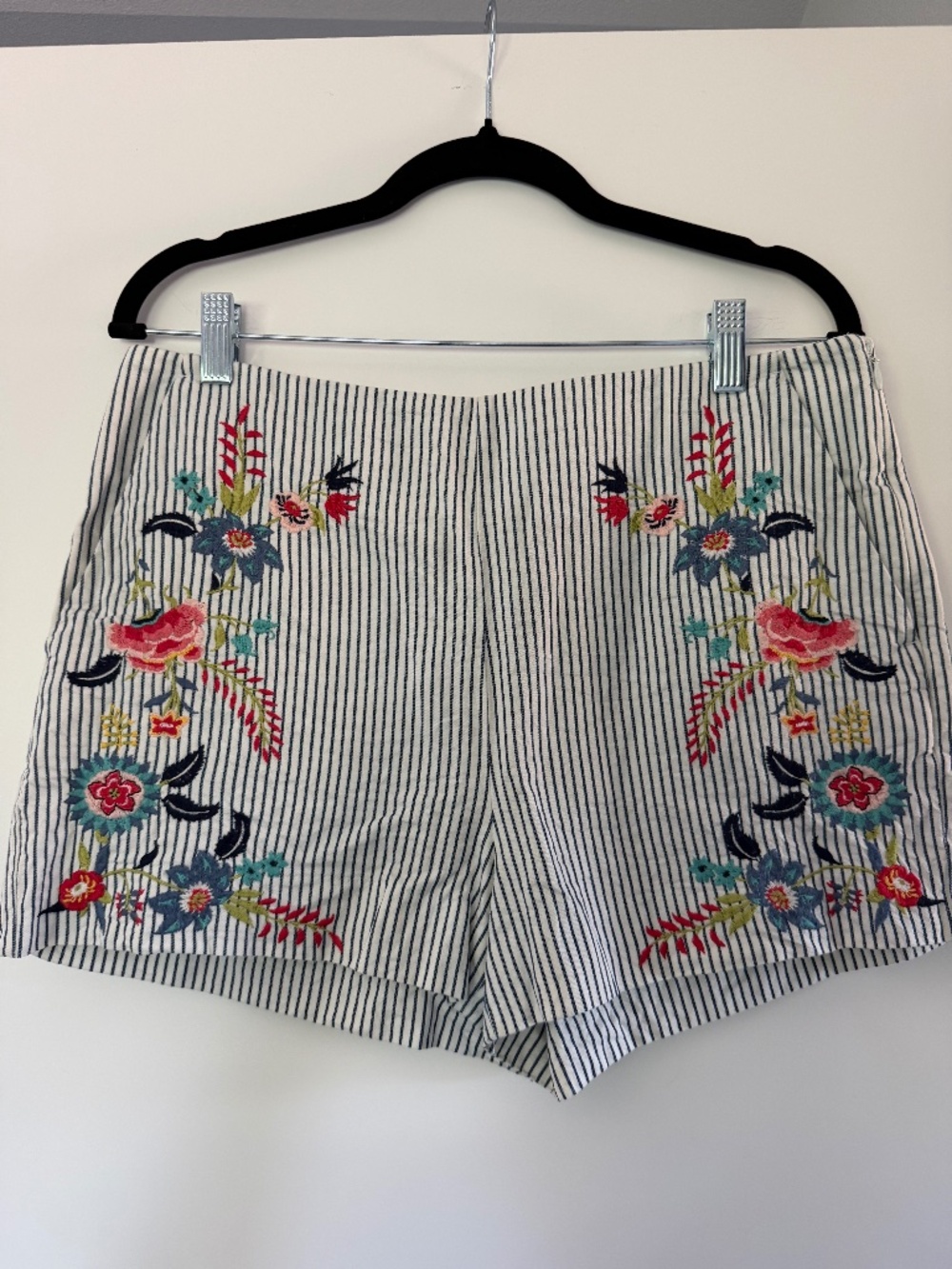 Loft embroidered shorts
